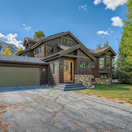 Your family mountain retreat, quiet side of Frisco