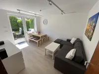 Westside Apartment Aalen - Modern, Quiet Location, 1 Separate Bedroom, Terrace