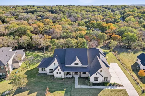 Luxury Family Estate near Dallas w/ games & outdoor living,  sleeps 22