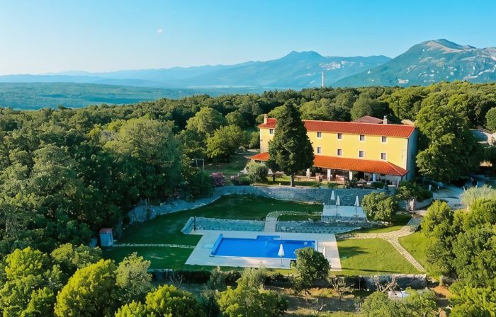 Villa Calussovo
