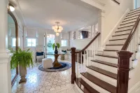 Historical New England coastal holiday home-2 min. from Ocean Beach - Homestays