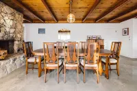 The Mallow House Secluded Mid-Century Ranch with Desert Views near Joshua Tree - 3-Star