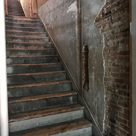 Historic Speak Easy Loft with Water Views in Downtown Vicksburg