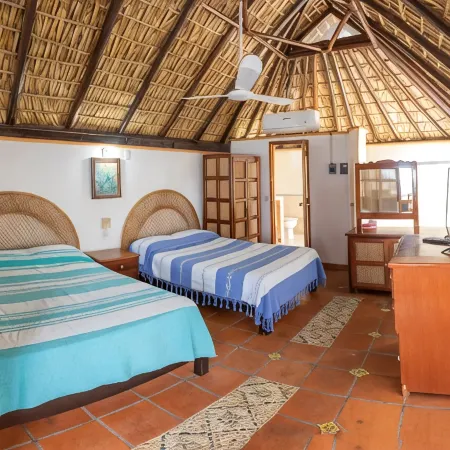 Hotel y Bungalows Acuario