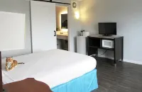 Capri Suites Anaheim