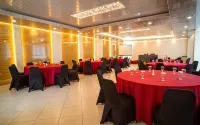 Grand Tryas Hotel