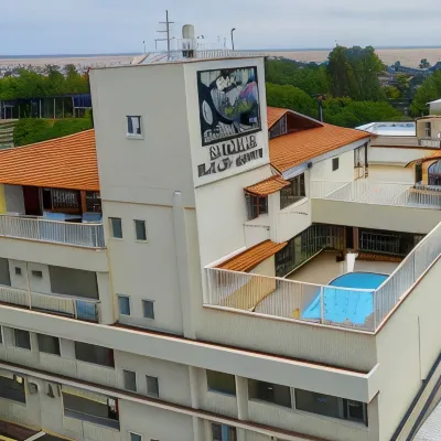 Magnus Plaza Hotel Hotels near Lua Crescente