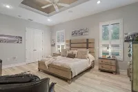 Private, Tranquil 4 Bed Retreat Near Crystal River - Hot Tub