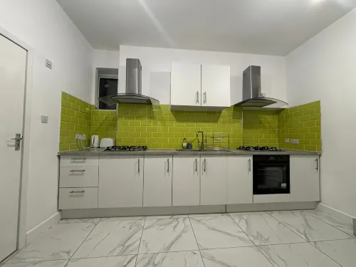 Private Room in Town Centre Free Parking WI FI and Patio with AA Stay Ltd - 2-Star