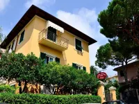 Locanda Villa Moderna Hotels in Nervi