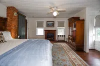 The Riverside - Stay on the River - 15 minutes to Deep Creek and Wisp!