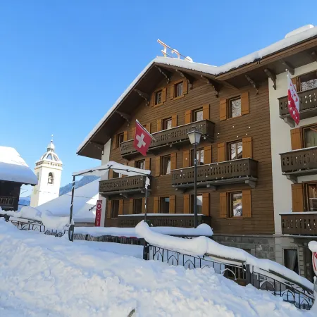 Hotel Suisse Отели в г. Шампери
