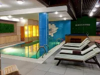 Elegant Lux Hotel - Pools