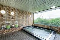 Kawaguchiko Station Inn - Pensions