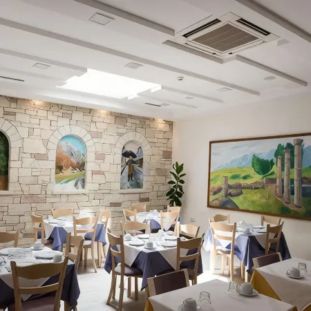 Hotel Argjiro