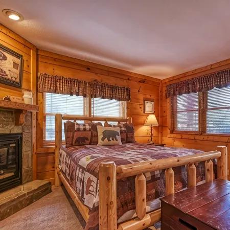 Cozy Southern Mountain Getaway!