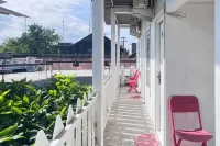 Niti Stay Syariah near Stasiun Wates RedPartner - Wifi