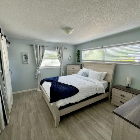 Beachy Cocoa Home Near Cruise Port W/ Hot Tub Hotels in Cocoa