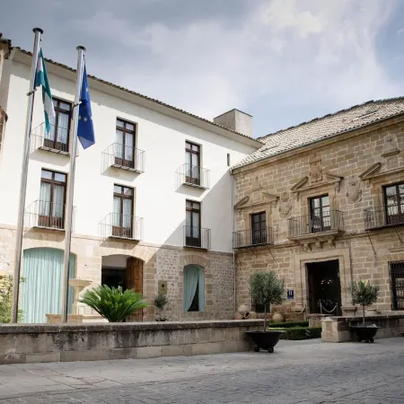 Hotel Palacio de Úbeda 5 G.L Отели в г. Убеда
