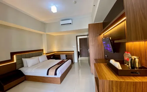 Skyland City Hotel Jatinangor - piscine