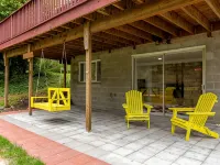 4-bedroom house with MIL suite Hotels in Sammamish
