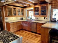 Cozy 3-Bdrm Log Cabin Retreat in Truckee, Sleeps-8, Hot Tub, 2 Acres of Serenity - Kitchens