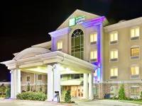 LAKE TEXOMA INN AND SUITES by IHG - 2-Star
