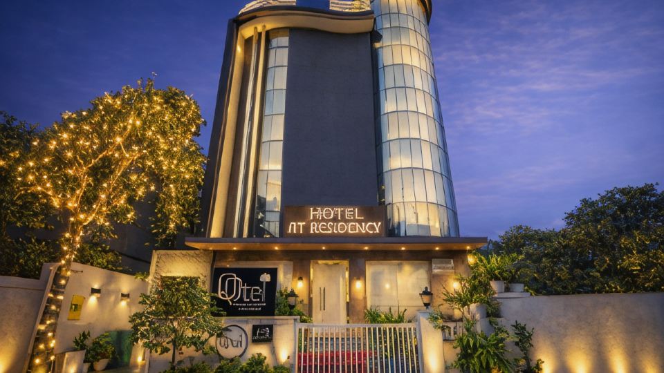 Hotel at Residency Kaushambi Couple Friendly