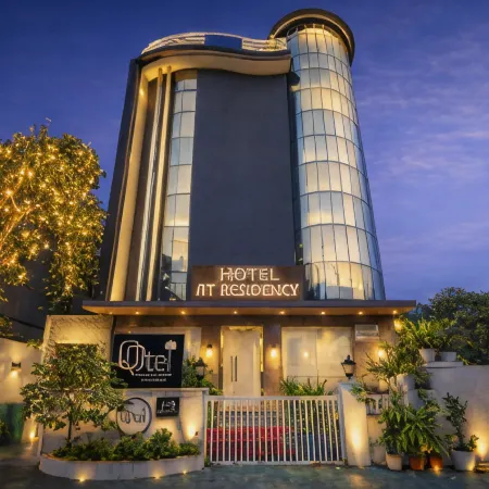 Hotel at Residency Kaushambi Couple Friendly