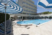 Hotel Miami - piscina