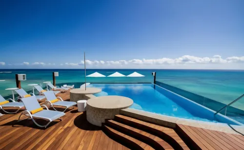 The Carmen Hotel - Ocean Front