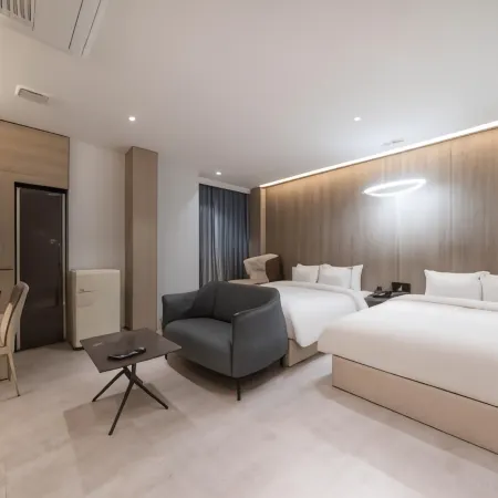 Hound Hotel Asan Terminal