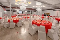 Ramada by Wyndham Butler/Tesla Biohealing Resort  - Pet friendly