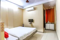 Hotel Aashish Deluxe Lodging, Kolhapur - 2-Star