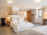 Beatrice - Regal Residence
