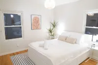 Techie Family Stay - Heart of San Diego