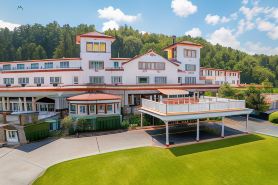 Historic Summit Inn