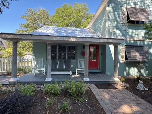 Sis’s Cottage - Southport, NC - Homestays