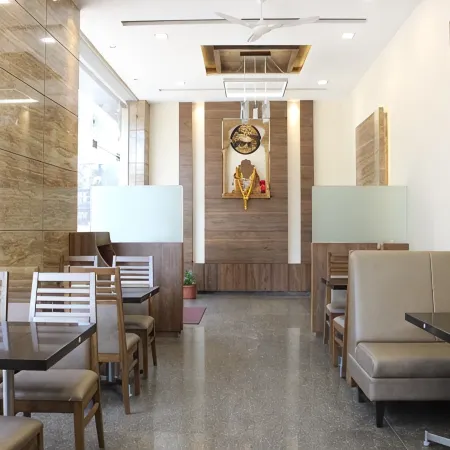 Hotel Silver Oak Near Ambabai Temple Kolhapur