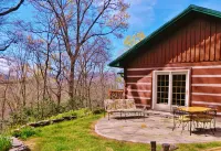 Wi-Fi PRIVATE Cabin in town Black Mountain Montreat FAST to Asheville WOODS - Hytter