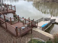Lakefront Home with Saltwater Pool, Hot Tub, Firepit, Kayaks.  Pet Friendly - Pools