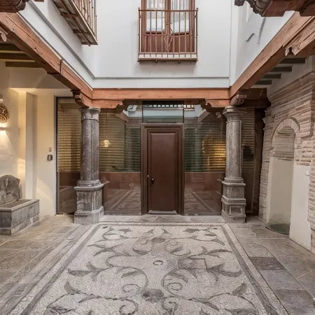 Apartamentos Boutique Granada 3000