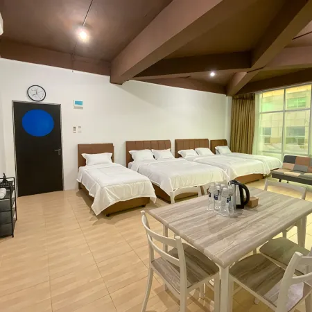 CN Homestay C2 Floor 3 at Nagoya Hill Mall