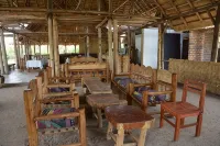 Forest Hog Safari Lodge - Parking