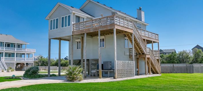 Panoramic Ocean Views Seaside Retreat with Private Pool, Hot Tub -2 Minute Walk Hotels in Nags Head