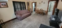 Nice home in downtown 1 block from theater - Homestays