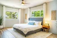 King Sized Retreat w/Hot tub, Peloton, Views - Close to Sedona! - Homestays