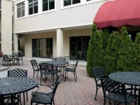 Winnapaug Inn Hotels in Westerly