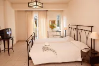 Lambrinos Suites - 2-Star
