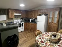 Buddy's Reel' Em Inn 2 Bd 1 Bath home on Reelfoot Lake. Sleeps 6. - 2-Star